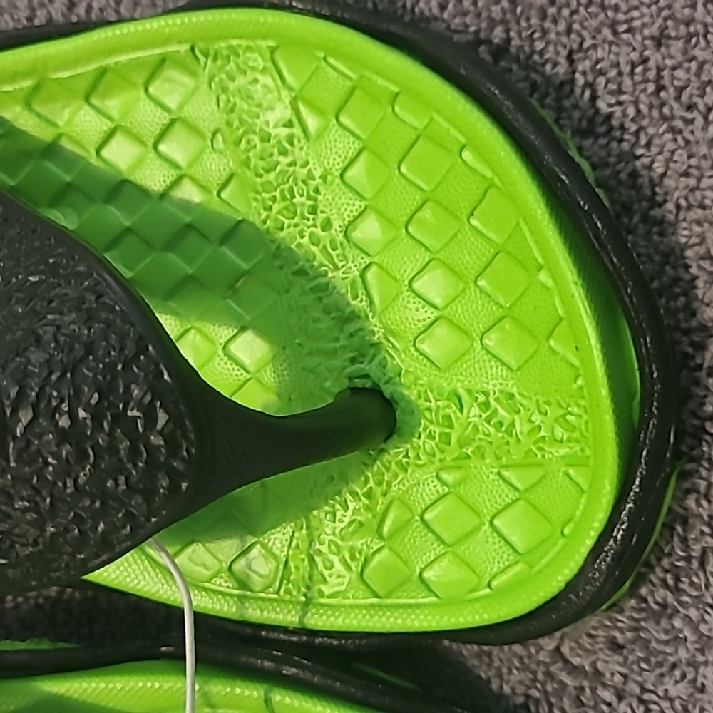 Flip-flops green & black sandals - Picture 4 of 13